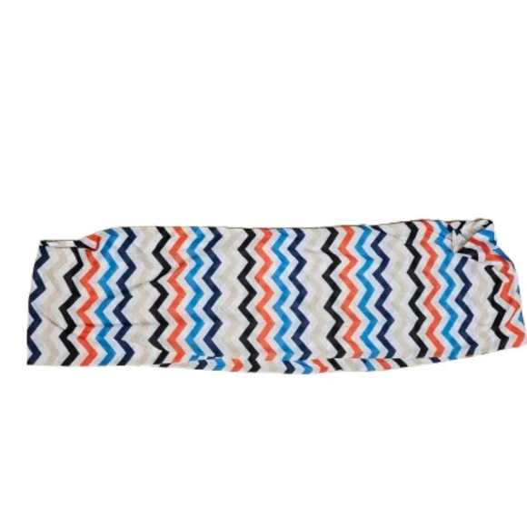 Chevron Zig-Zag Infinity Scarf - Picture 4 of 4